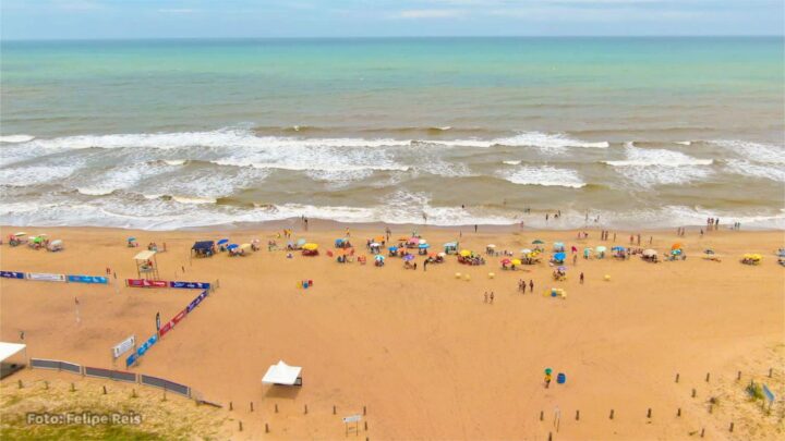 Prefeitura inicia distribuição de pulseiras de identificação nas praias de Linhares a partir deste sábado (29)