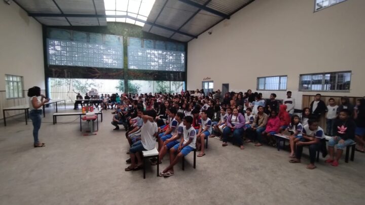 Educação promove ciclo de palestras sobre bullying, depressão e ansiedade nas escolas de Linhares