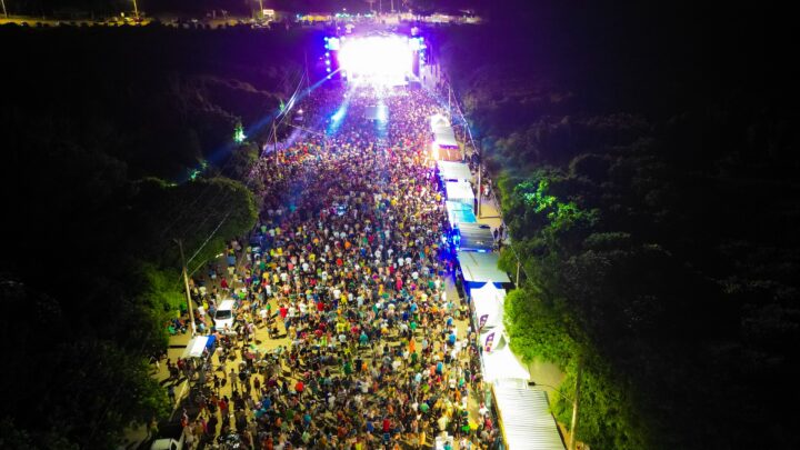 Carnaval: folia começa nesta sexta-feira (9) com mais de 50 atrações musicais nas praias de Linhares