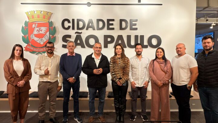 Comitiva de São Mateus realiza visita técnica ao maior centro de videomonitoramento urbano da América Latina