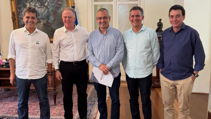 Governo do Estado e município juntos na solução da água em São Mateus