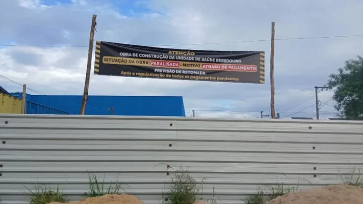 Obras do posto de saúde de Bebedouro são retomadas após impasse entre construtora e Prefeitura de Linhares