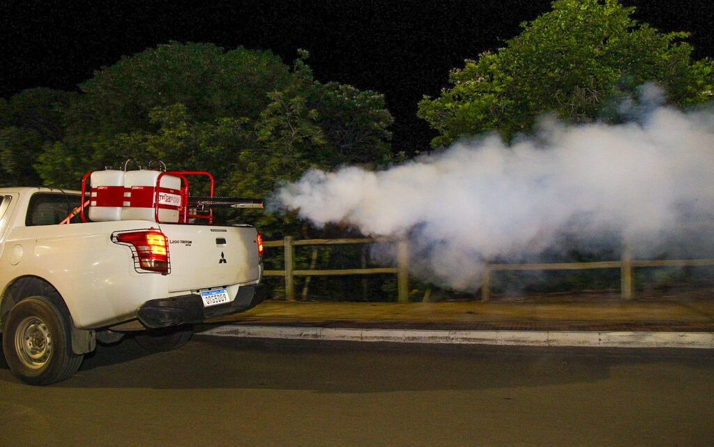 Carro fumacê segue no combate ao mosquito da dengue em Linhares