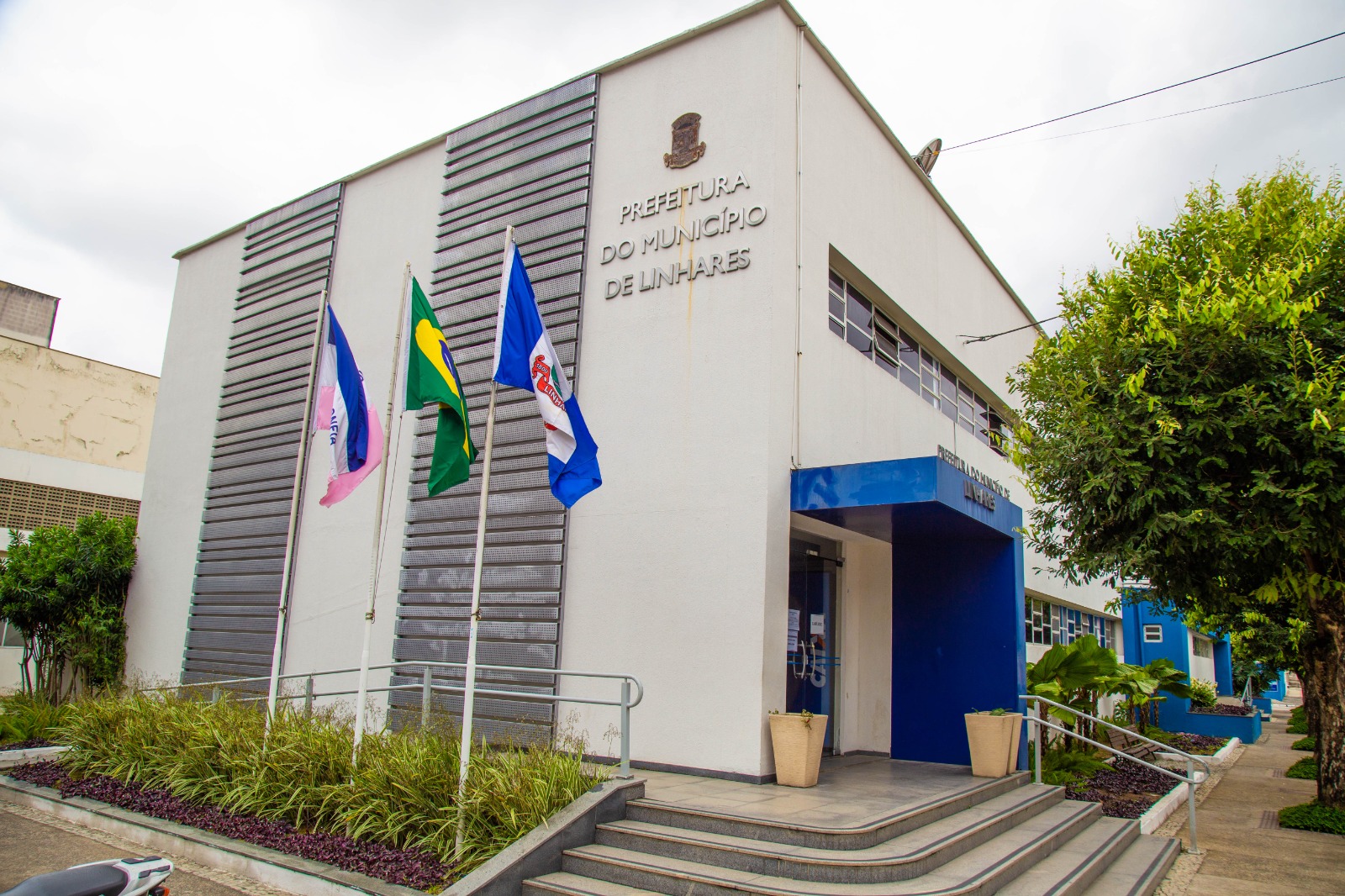 Brasil na Copa: Prefeitura de Linhares terá expediente das 7h às 12h nesta segunda (29)