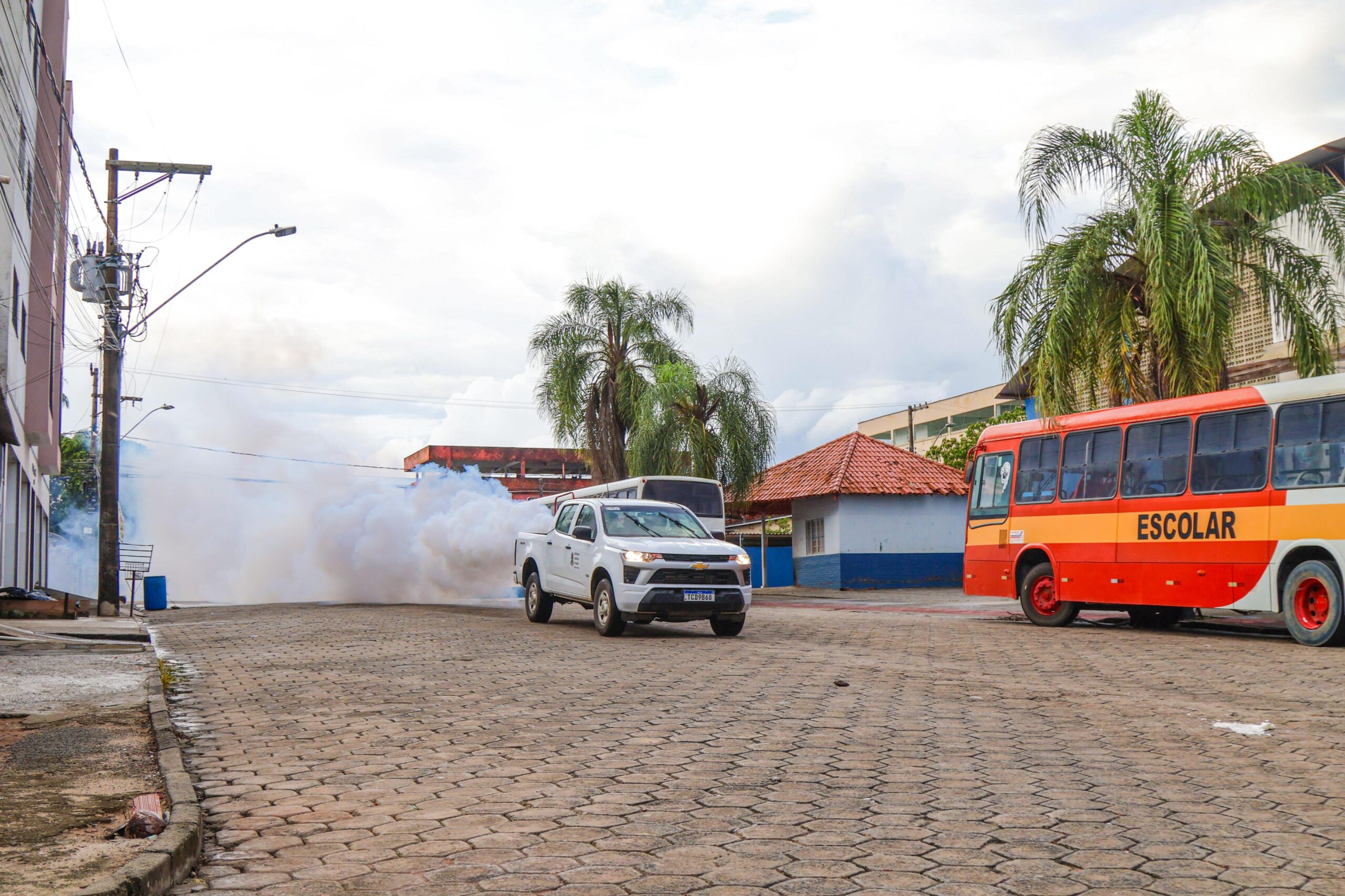 FUMACÊ | Saúde divulga novo itinerário do carro fumacê em Linhares